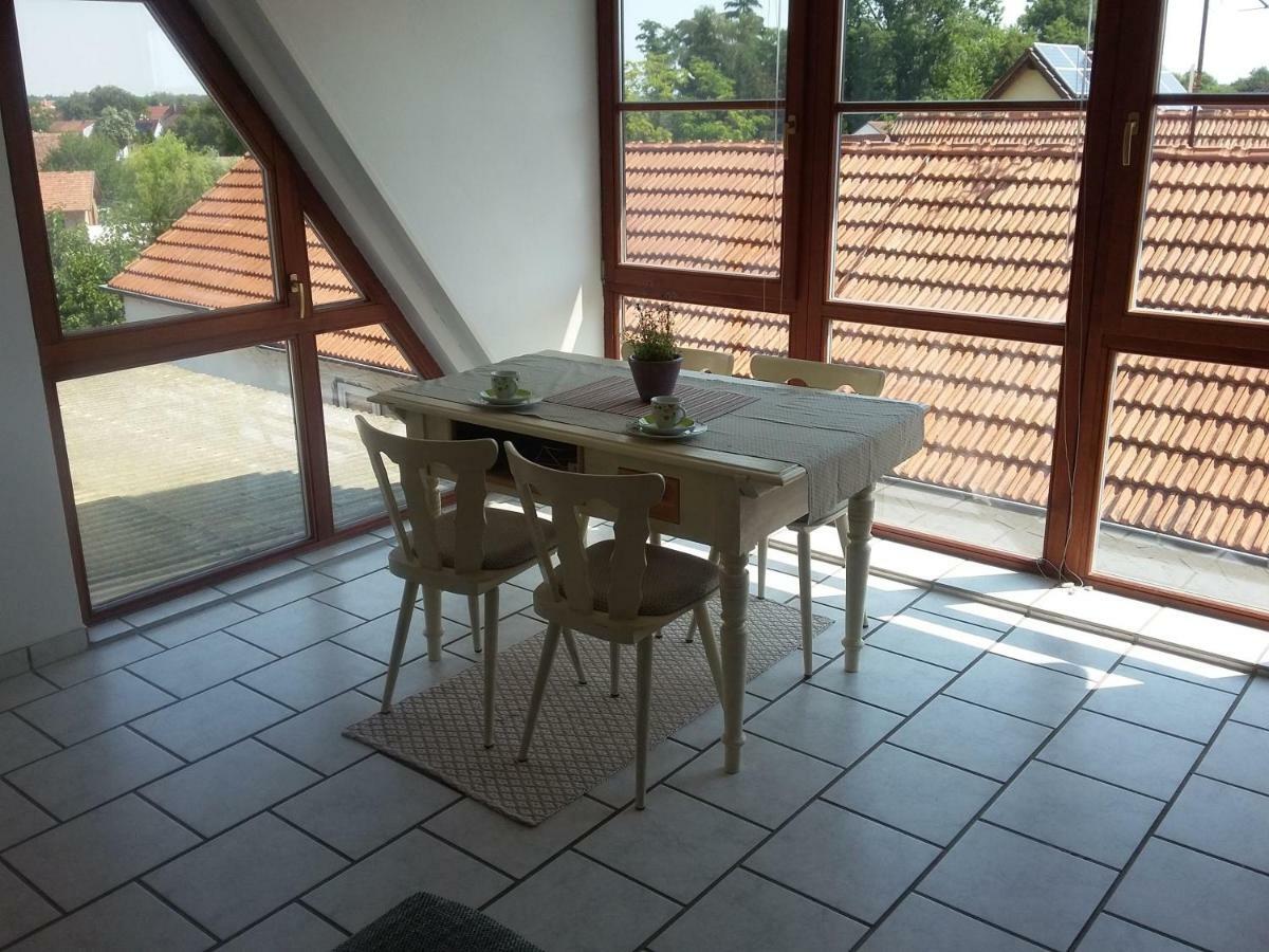 Ferienwohnung Familie Faath Bellheim 外观 照片